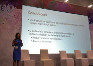 Dra. Rosa Larreátegui presentando en el Congreso FELANPE. Guadalajara, México. 2018.